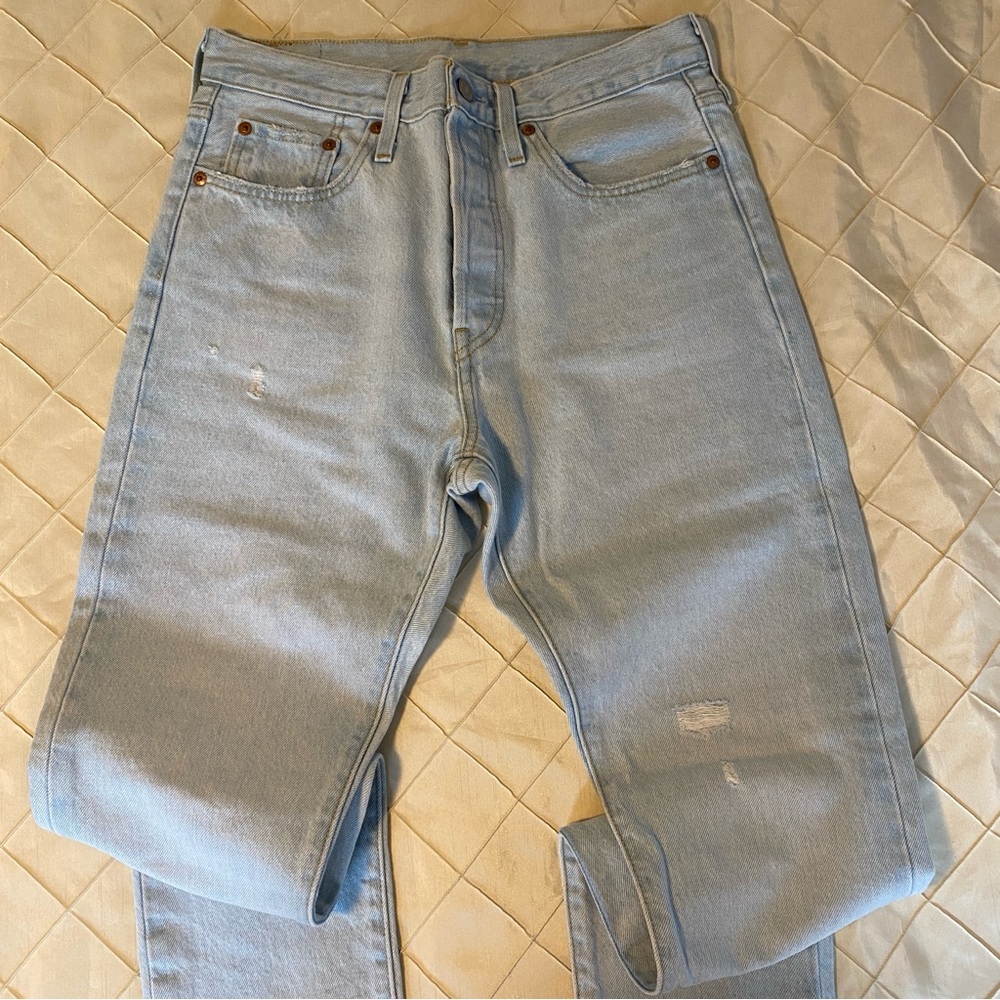 levi’s 501 skinny light wash distressed button fly jeans size 28 30 leng…
